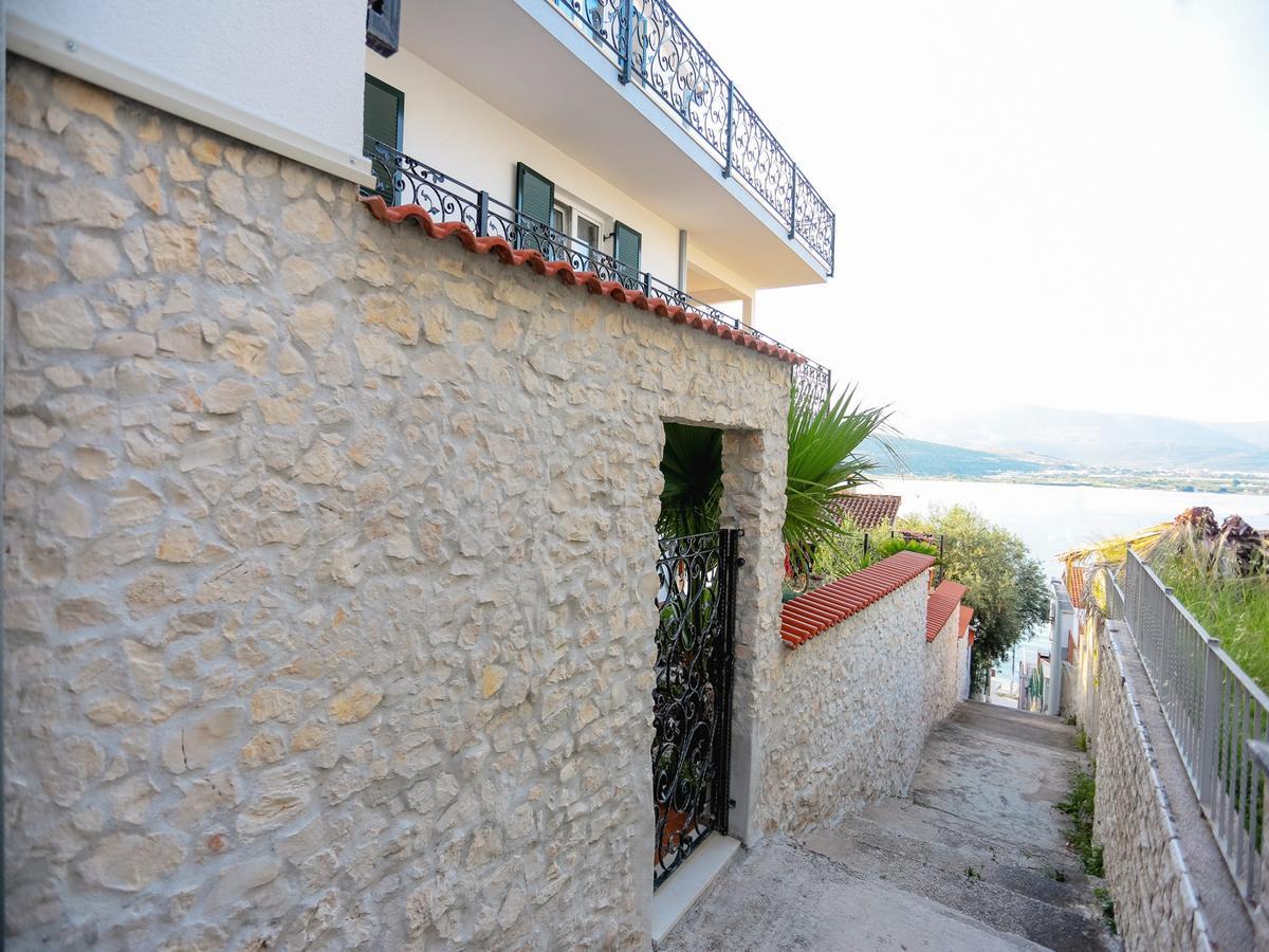 Apartment Nanito Trogir Exterior photo